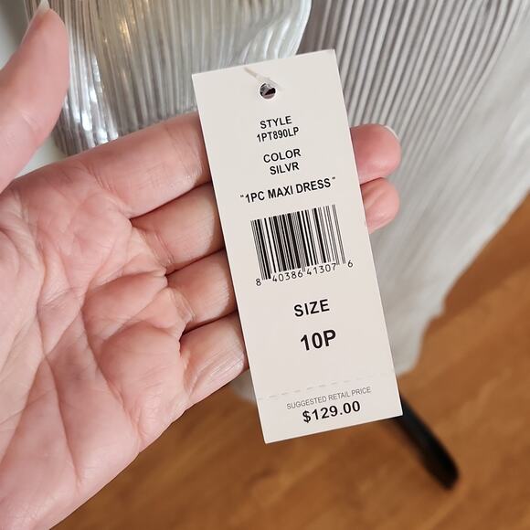 JM STUDIO Silver Metallic Twist Front Dress with Front Slit, Size 10P - Picture 10 of 13